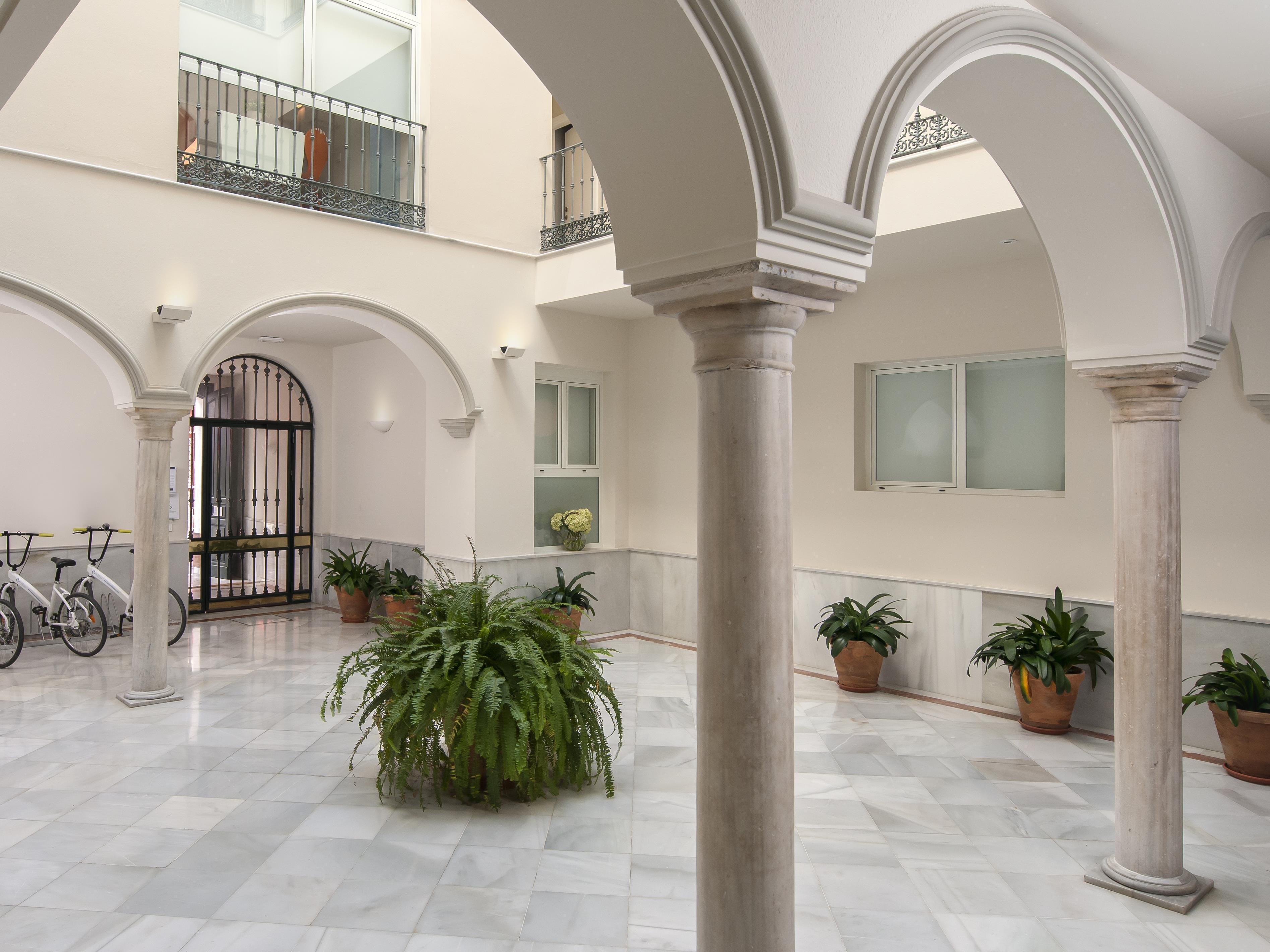 Suites Sevilla Plaza — Photos 2